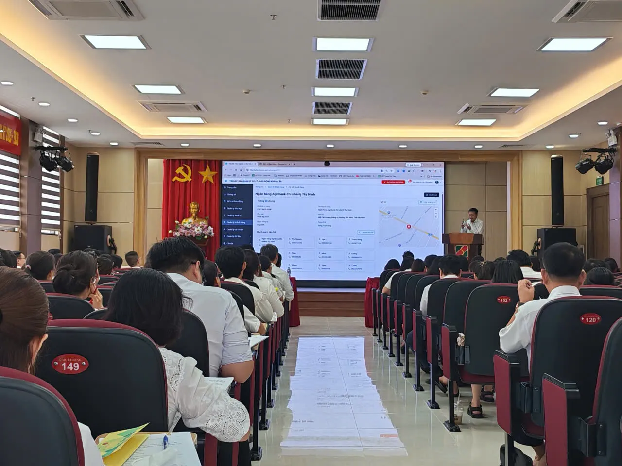 Minh hoạ trình bày giải pháp tại hội nghị